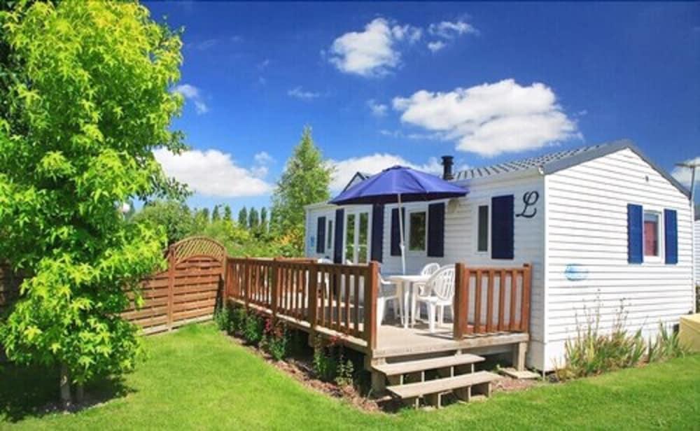 Camping Haliotis Pontorson Exteriér fotografie