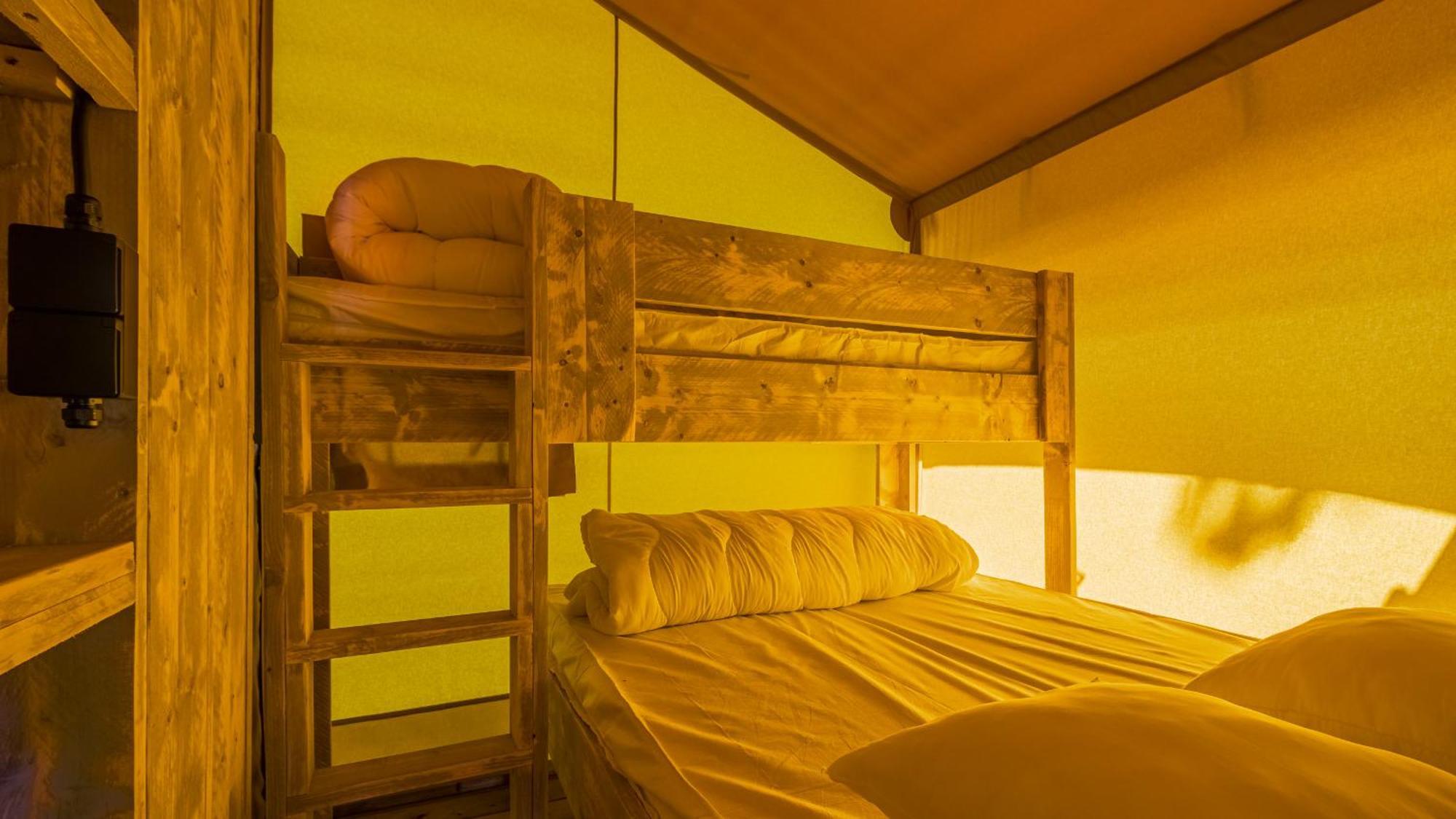 Camping Haliotis Pontorson Exteriér fotografie