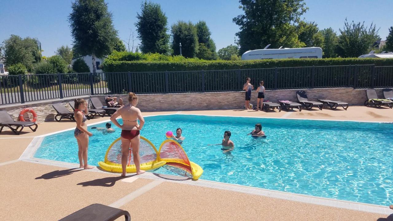 Camping Haliotis Pontorson Exteriér fotografie